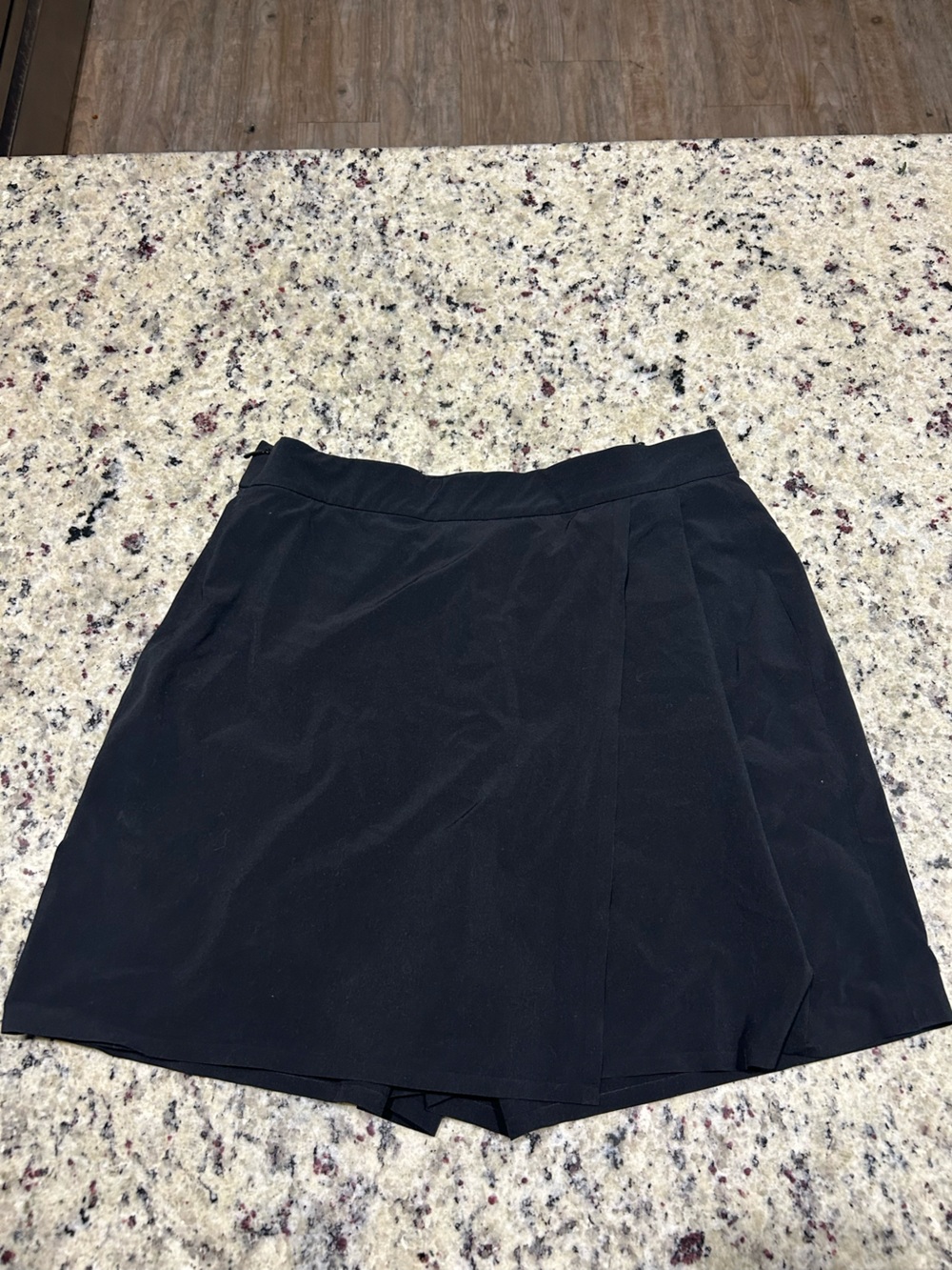 Athleta Black skirt-Front woman’s Shorts